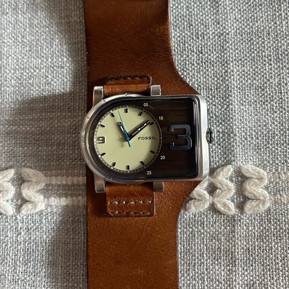 Fossil cuff watch- unisex